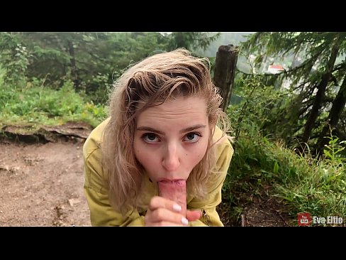 ❤️ Nena traga semen despois dunha mamada pública - Eva Elfi ❤️ Porno en nós ﹏